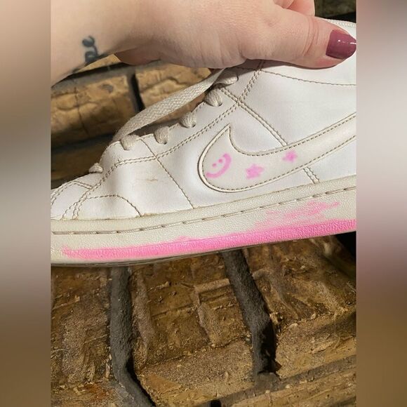 Mid top all white Nike - Picture 6 of 9